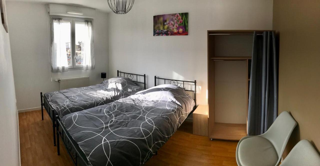 Agreable Maison Proche Gare Avec Parking Gratuit Le Mans Exterior foto